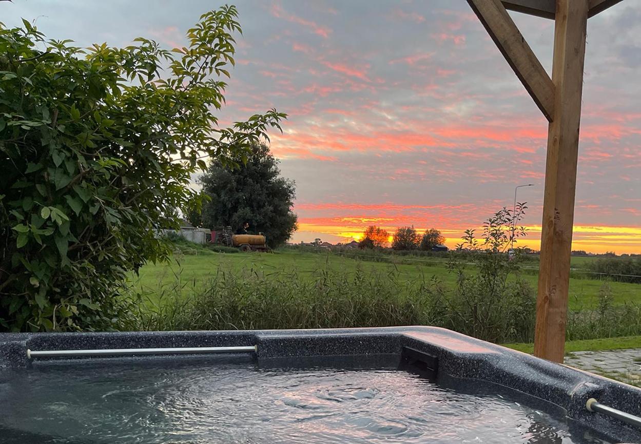 Bed & Breakfast Vannienke Tersoal Exterior foto